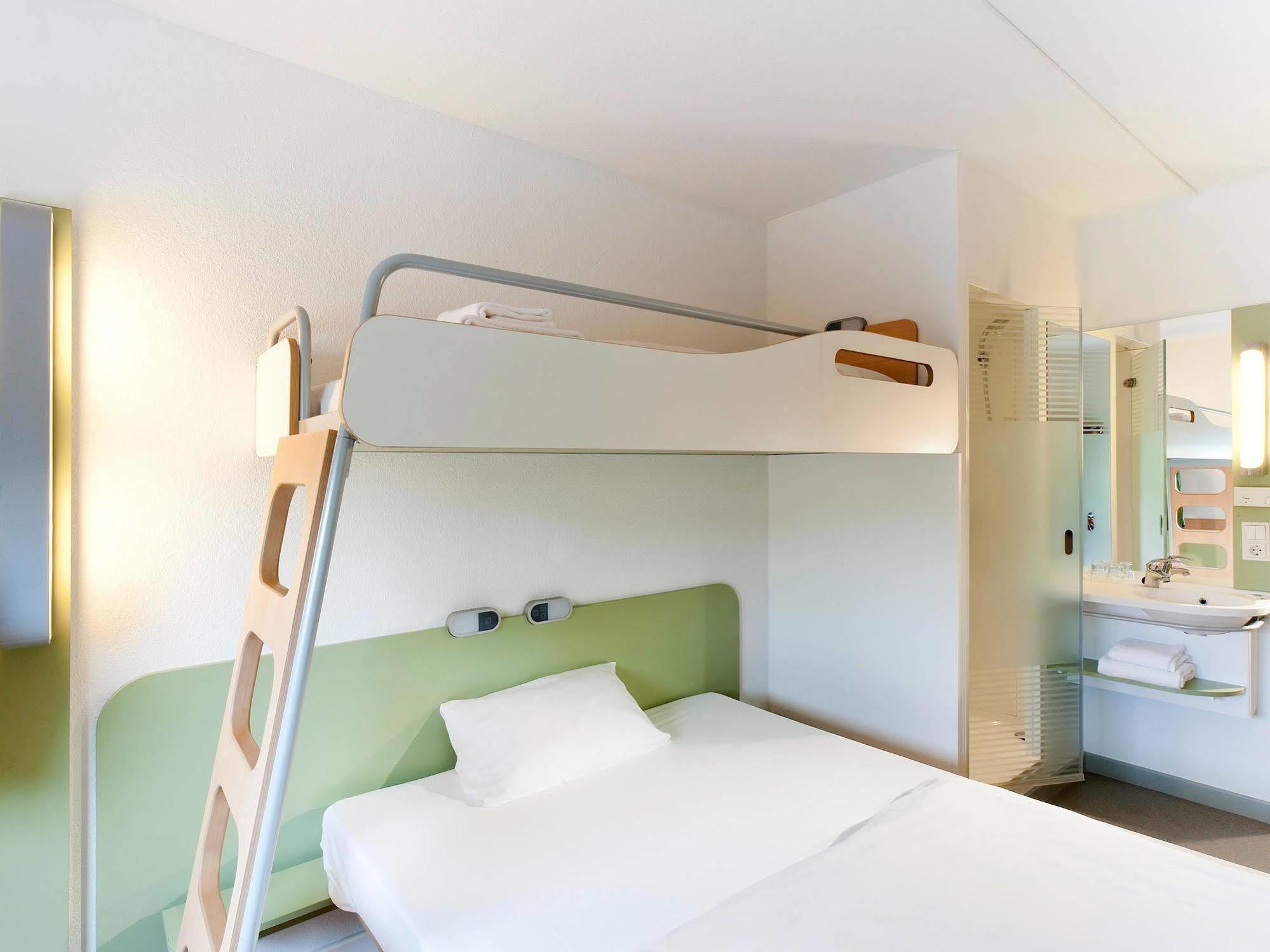 ibis budget Vannes Buitenkant foto